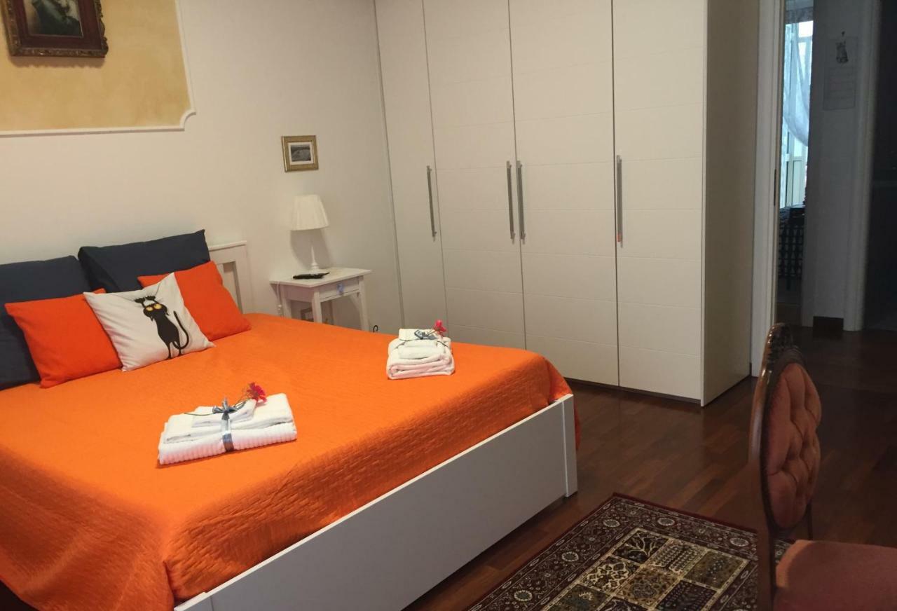 Il Gatto E La Volpe Bed & Breakfast Syracuse Bagian luar foto